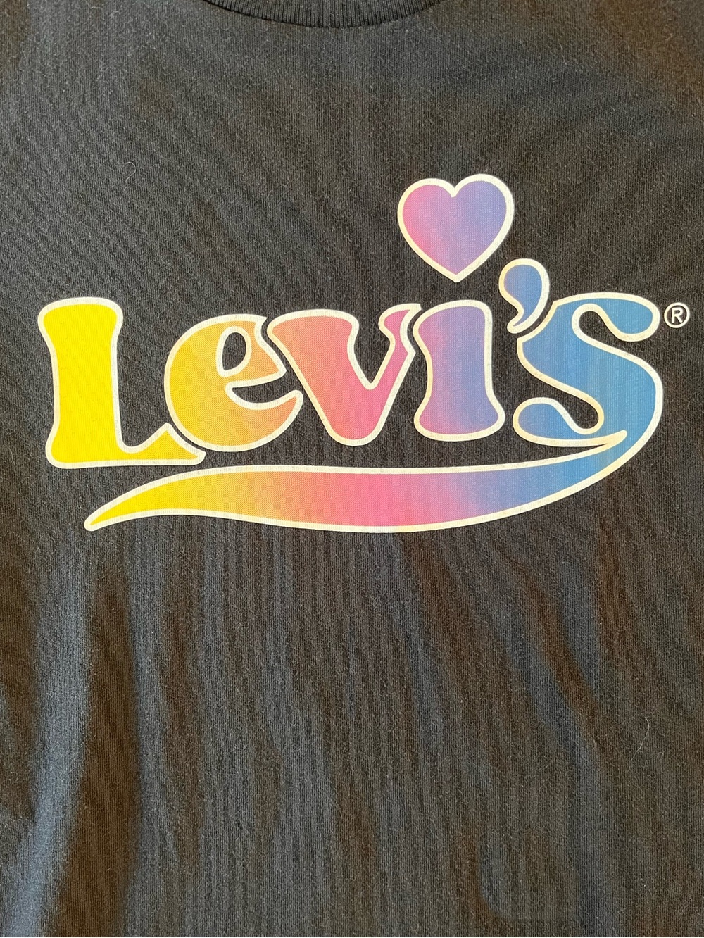 Levi’s Multi-Colour Logo Women’s Fit Graphic Tee